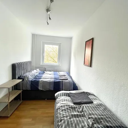 Großes 3 Bis Zu 8 Personen Zentral Am Kudamm Apartment Berlin